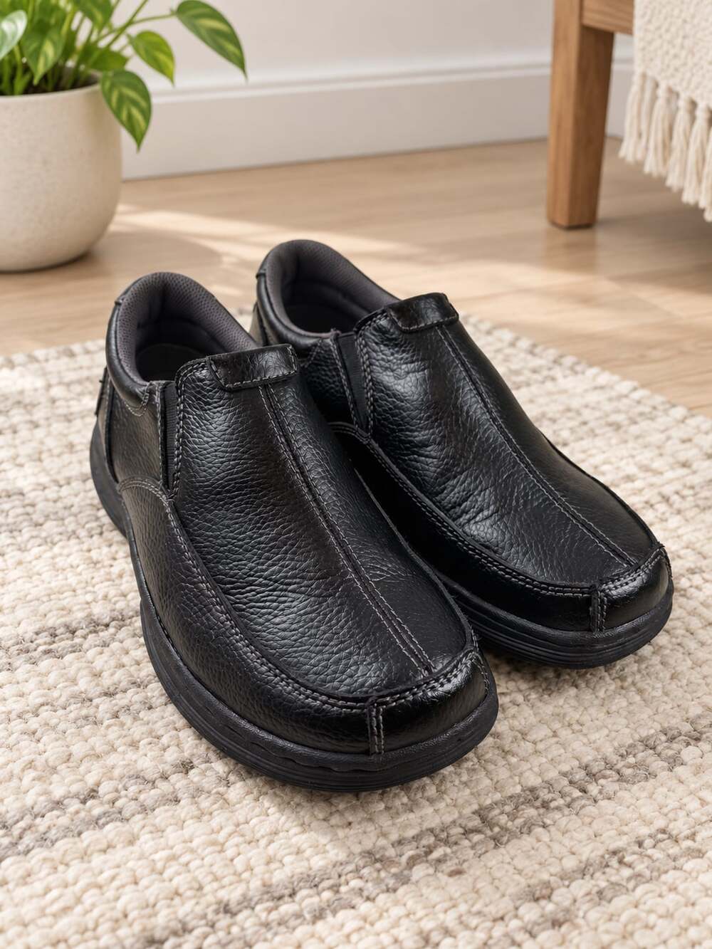 Dr. Martens Slip-On Shoes Men’s 8 Black Pebbled Leather Casual Loafers EU 41